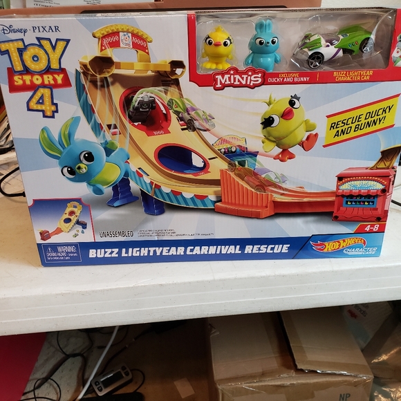 hot wheels buzz lightyear car